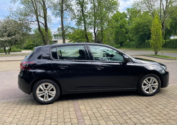 Peugeot 308 cena 42000 przebieg: 153613, rok produkcji 2018 z Stargard małe 67